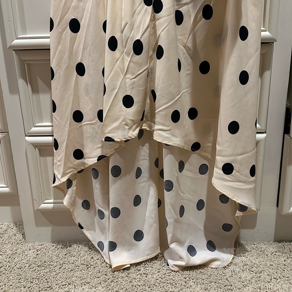 A day new polka dots dress - Picture 2 of 3